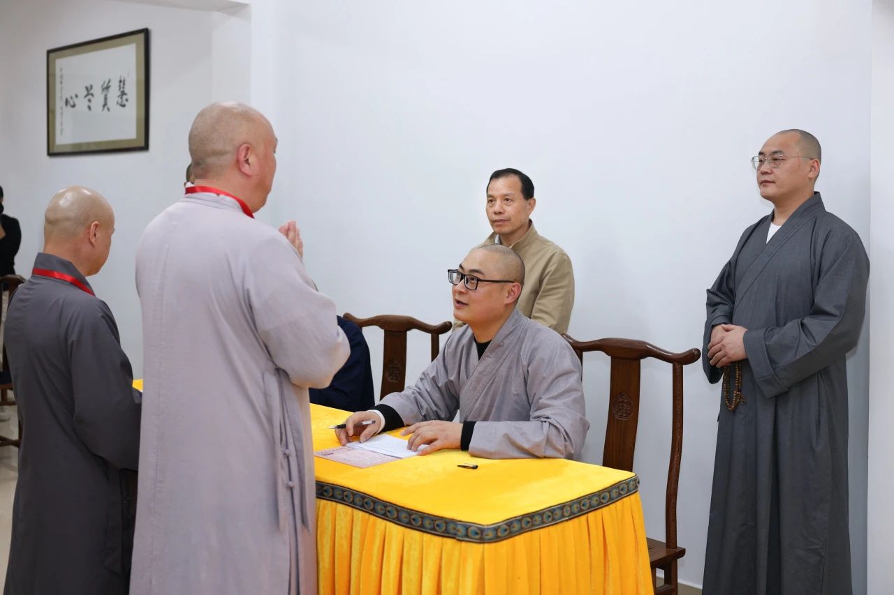 浙江省佛教协会一行赴嘉兴精严讲寺检查督导传戒工作