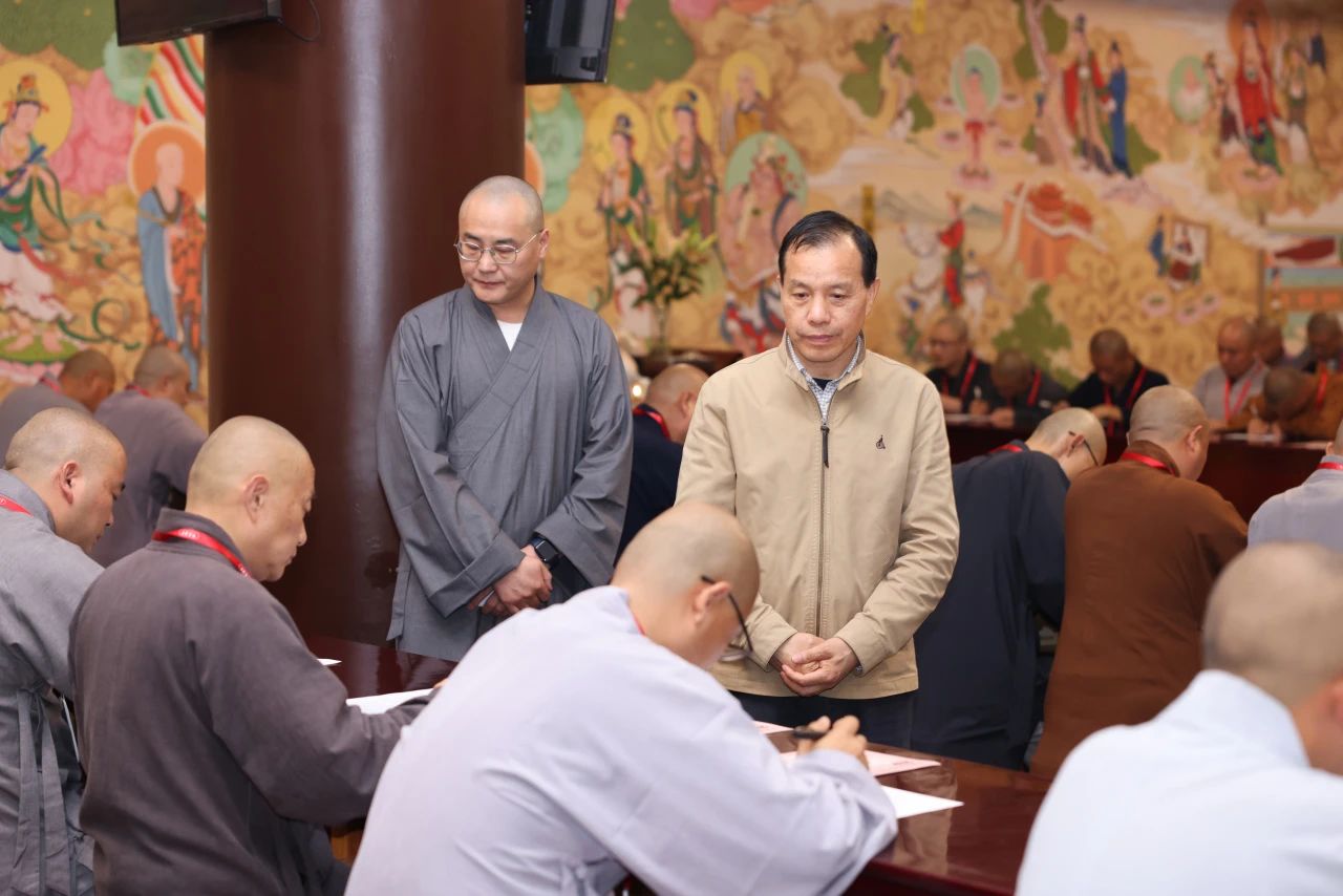 浙江省佛教协会一行赴嘉兴精严讲寺检查督导传戒工作
