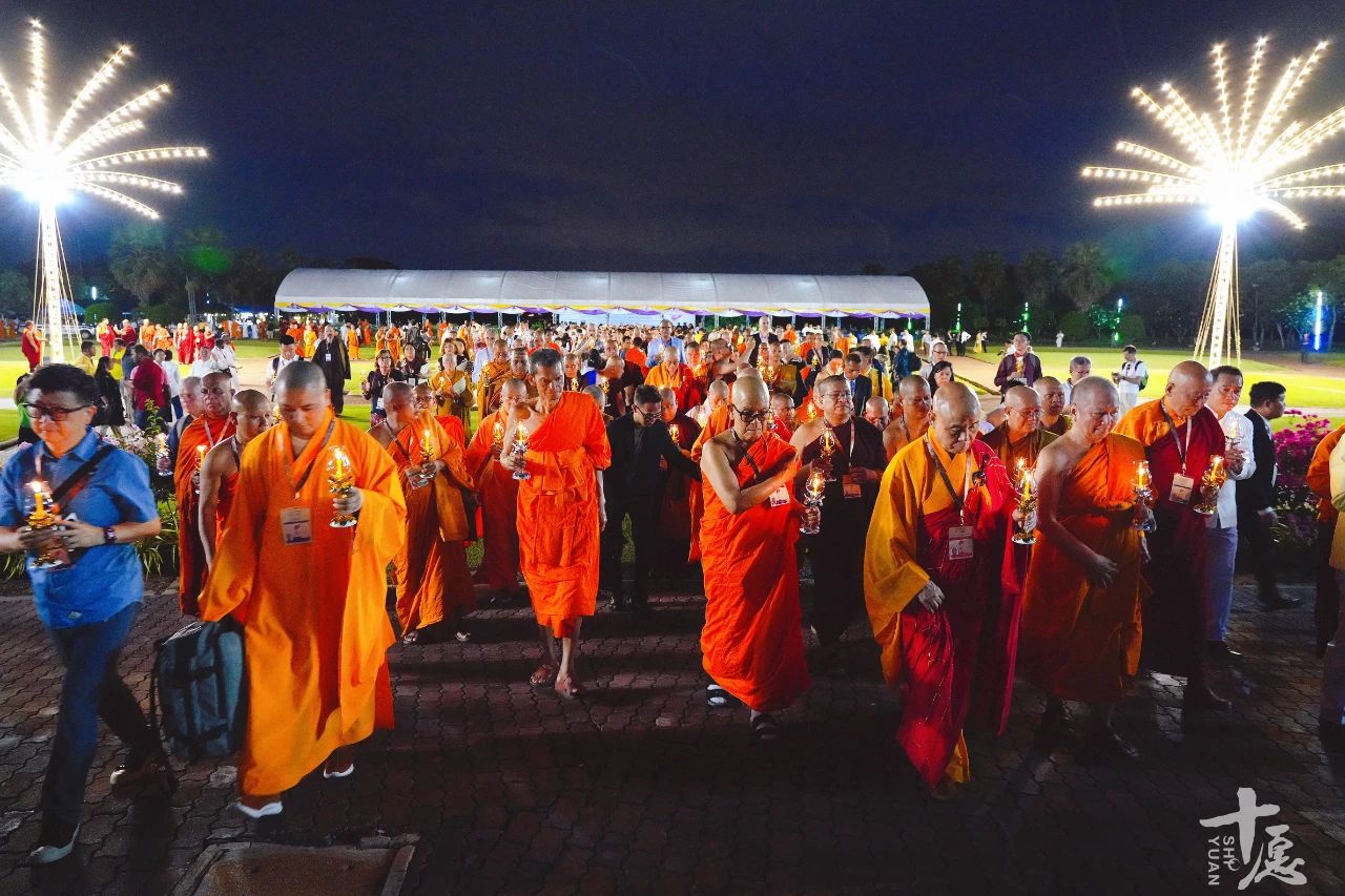 联合国卫塞节｜世界各地佛教长老为全球和平点灯祈福（多图）