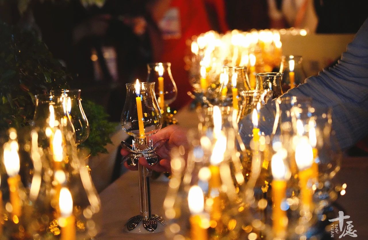 联合国卫塞节｜世界各地佛教长老为全球和平点灯祈福（多图）