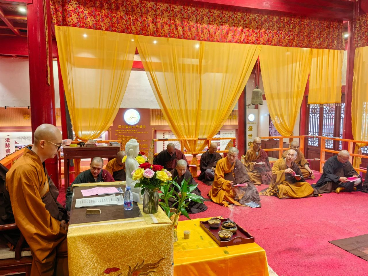雪峰崇圣禅寺甲辰年五月十五日布萨诵戒
