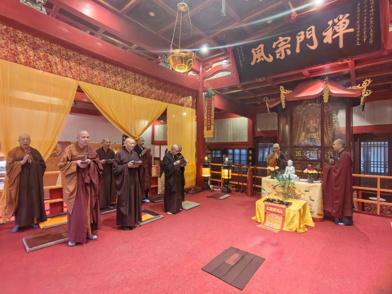 雪峰崇圣禅寺甲辰年五月十五日布萨诵戒