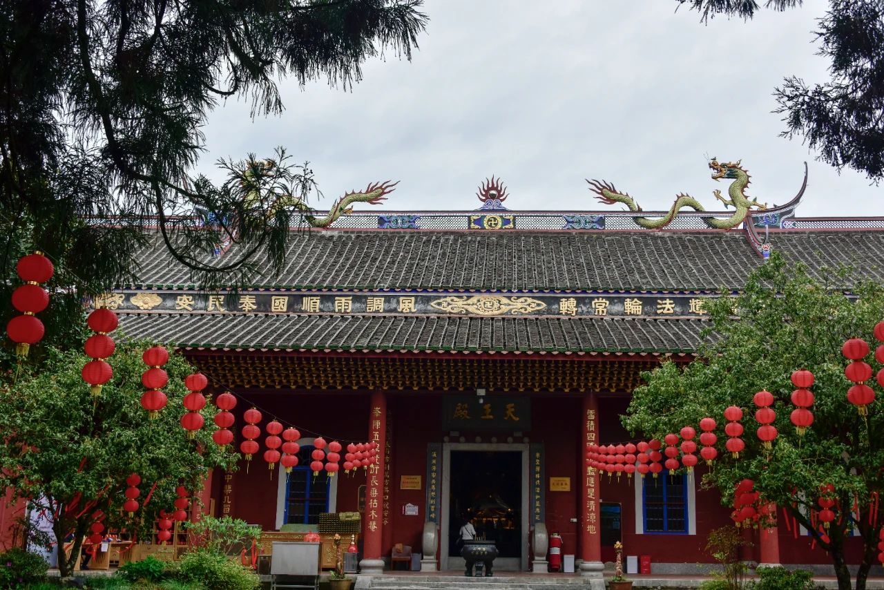 雪峰崇圣禅寺甲辰年五月十五日布萨诵戒