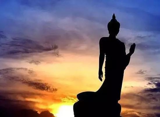 未成佛前，先结人缘