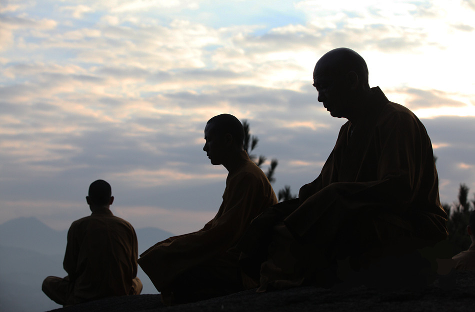 如何以念佛来对治杂念？