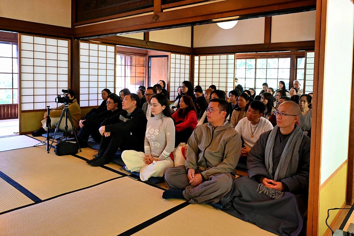 时代瞬息万变，何以安身立命？