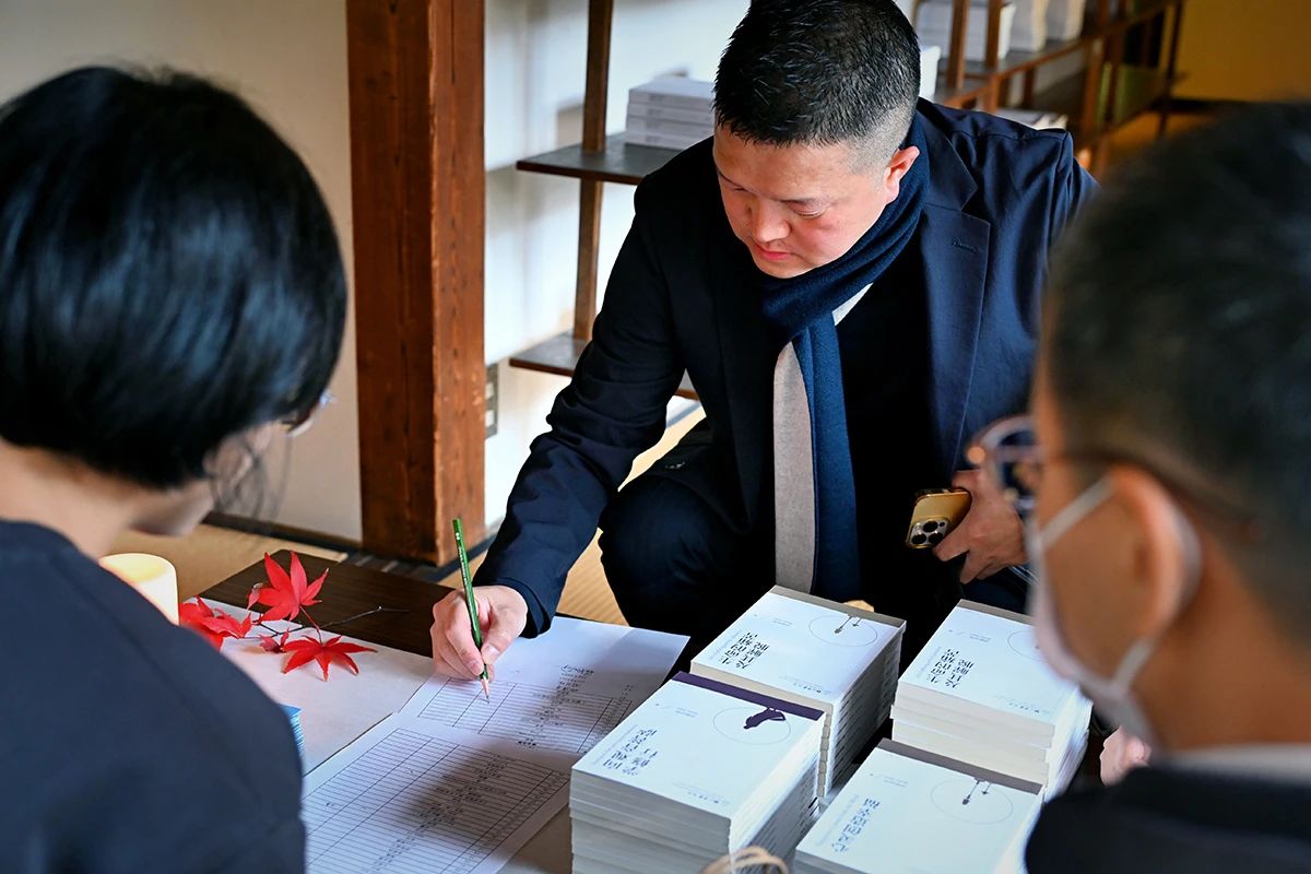 时代瞬息万变，何以安身立命？