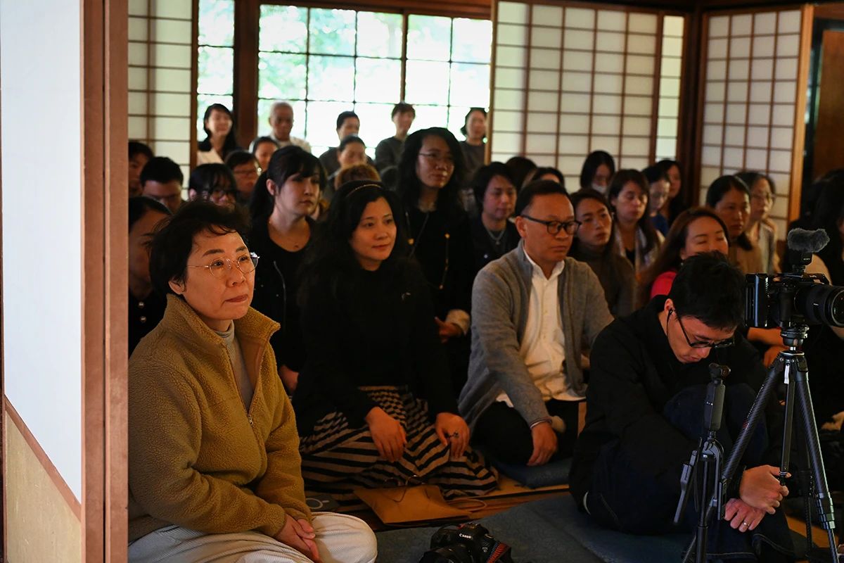 时代瞬息万变，何以安身立命？