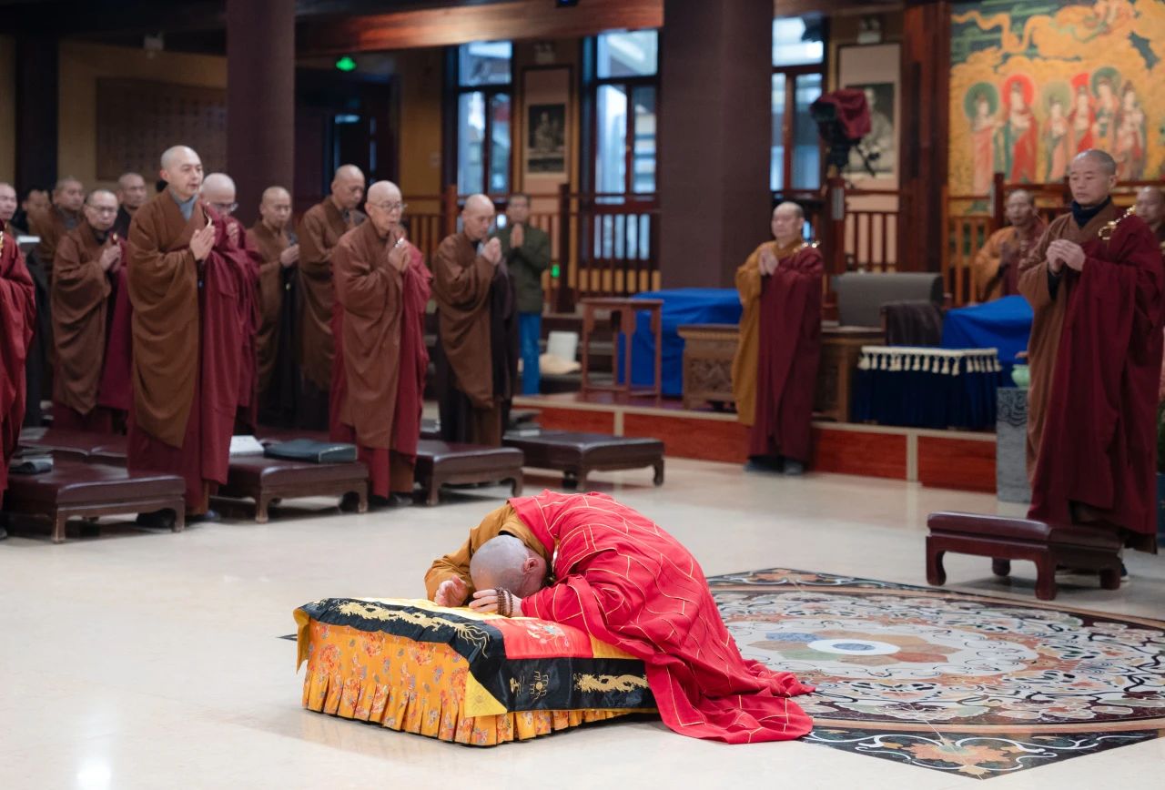 修行人什么最庄严？