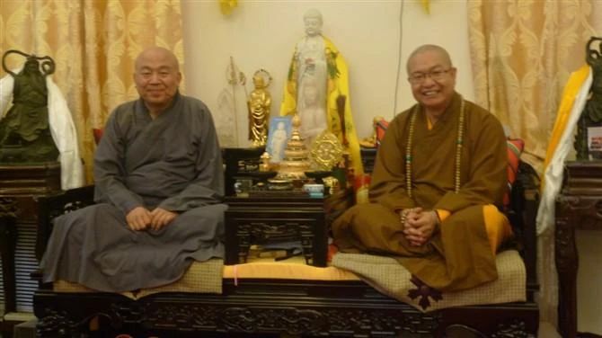 净界法师 : 六尘影像没有错，它会伤害你，是因为你攀缘它