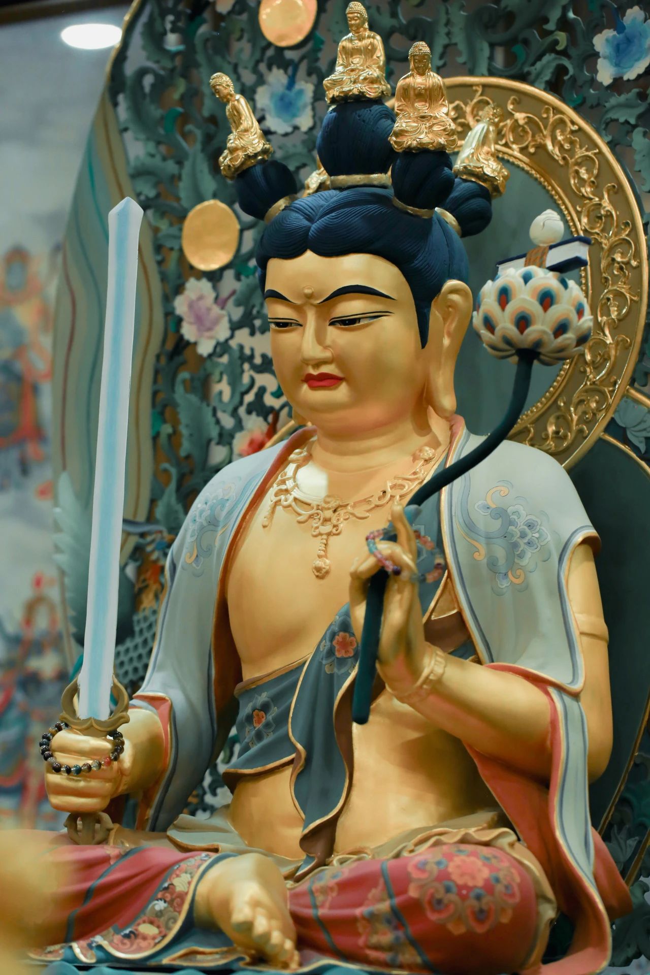 “心外无法，满目青山” 只要念着， 就会很安定