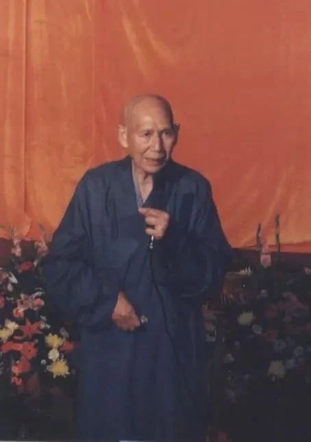 佛源老和尚：某法师死的时候，全身都在抽，在一旁看的人都感到很可怕