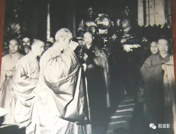 虚云老和尚：众生无量劫来，被物所转，都是心外见法，不知……