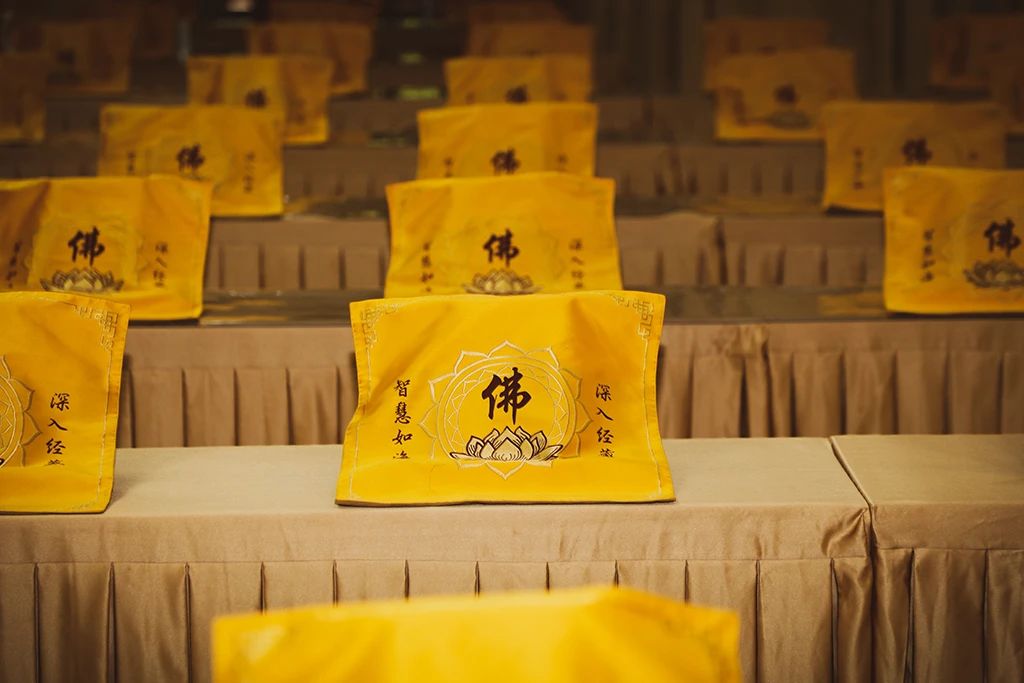 为何我们放不下那张“纸”？