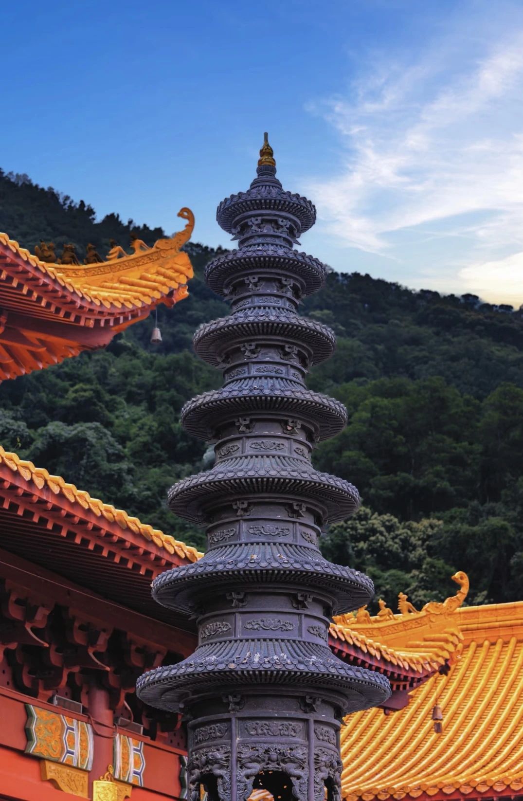 看别人不顺眼，是自己智慧不够