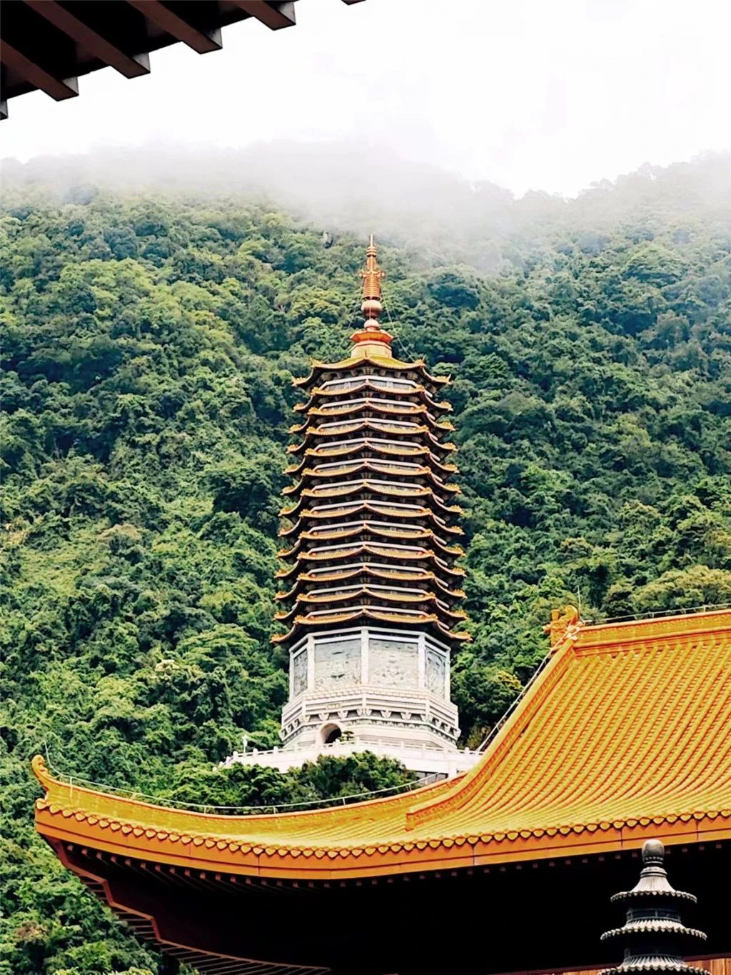 守心不随境，慎言免祸根