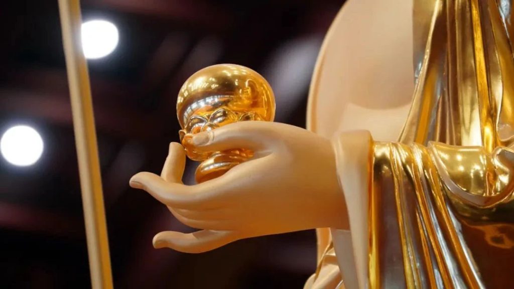 梦参老和尚：敢念这部经的都不是一般人，胆小鬼、作恶者不敢诵