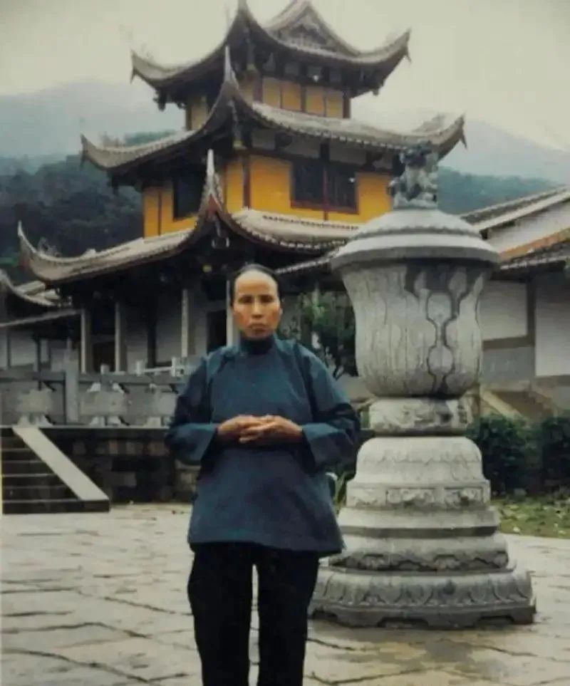 界诠法师：我不识字的母亲只听一遍《地藏经》就会念经了！