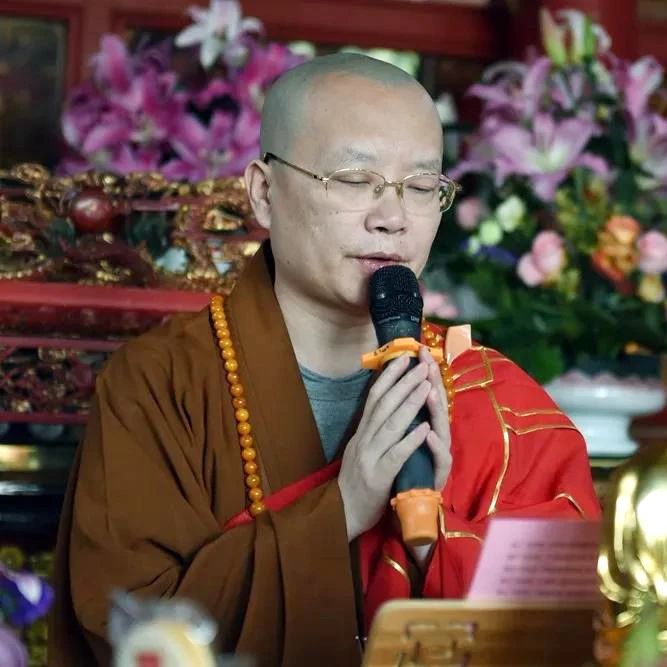 众生的傲慢来自哪里？