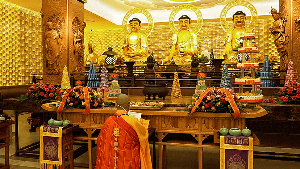 圣慧法师：别把师父“供”上神坛