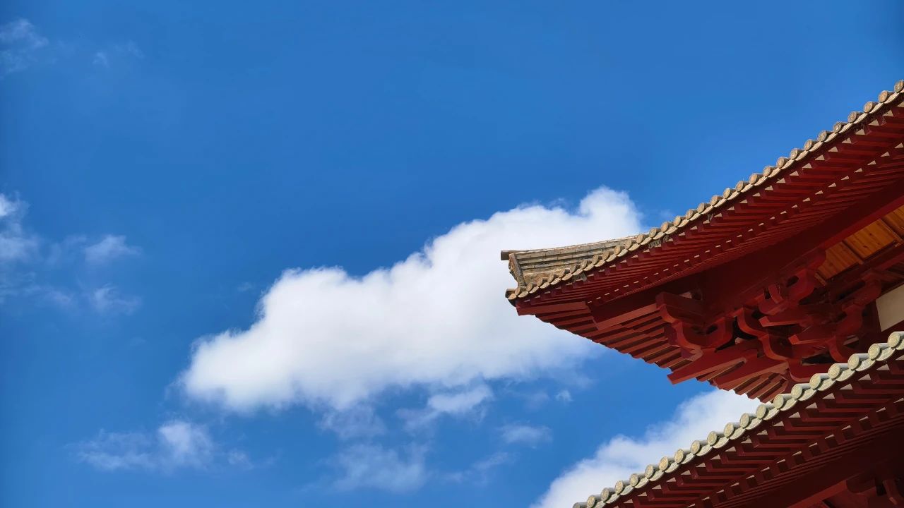 没有完全快乐的人，只有比较想得开的人