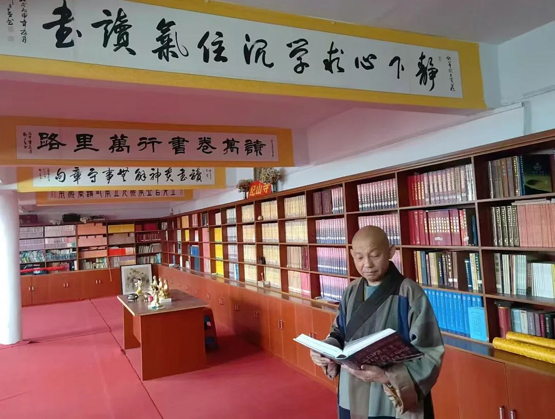 “医僧”释净心自述：半生跋涉，从名利双收的医者到遁入空门的和尚