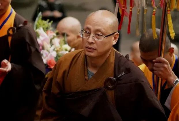 界诠法师：你住在寺院不要事不关己！吃用十方，就有责任去维护